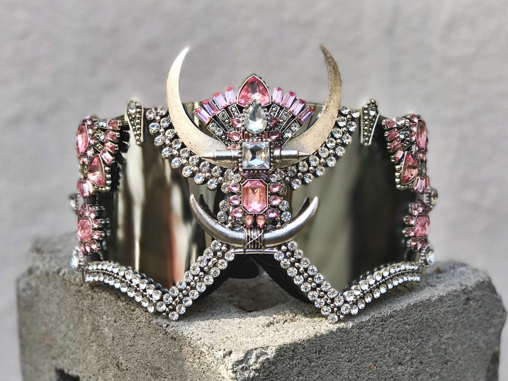 Kabuto in Pink/Silver - Who Cares Why Not