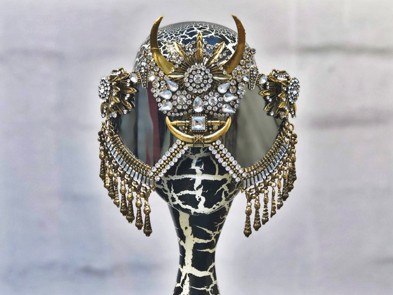Grand Kabuto in Gold/Crystal - Who Cares Why Not