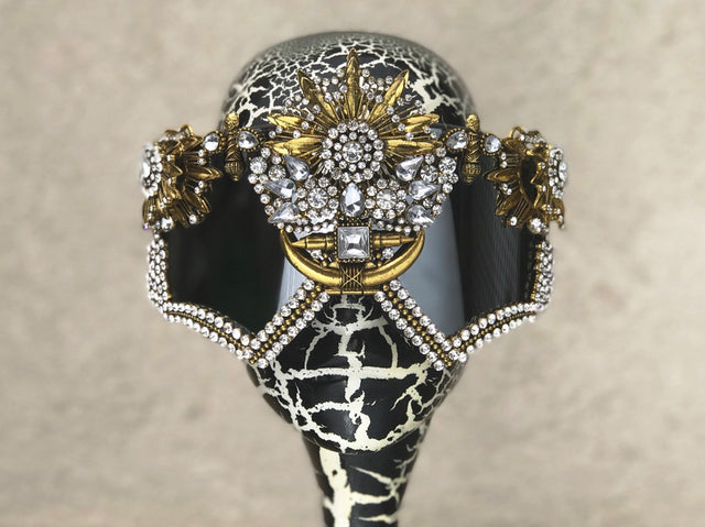 Tantra in Crystal Gold - Who Cares Why Not