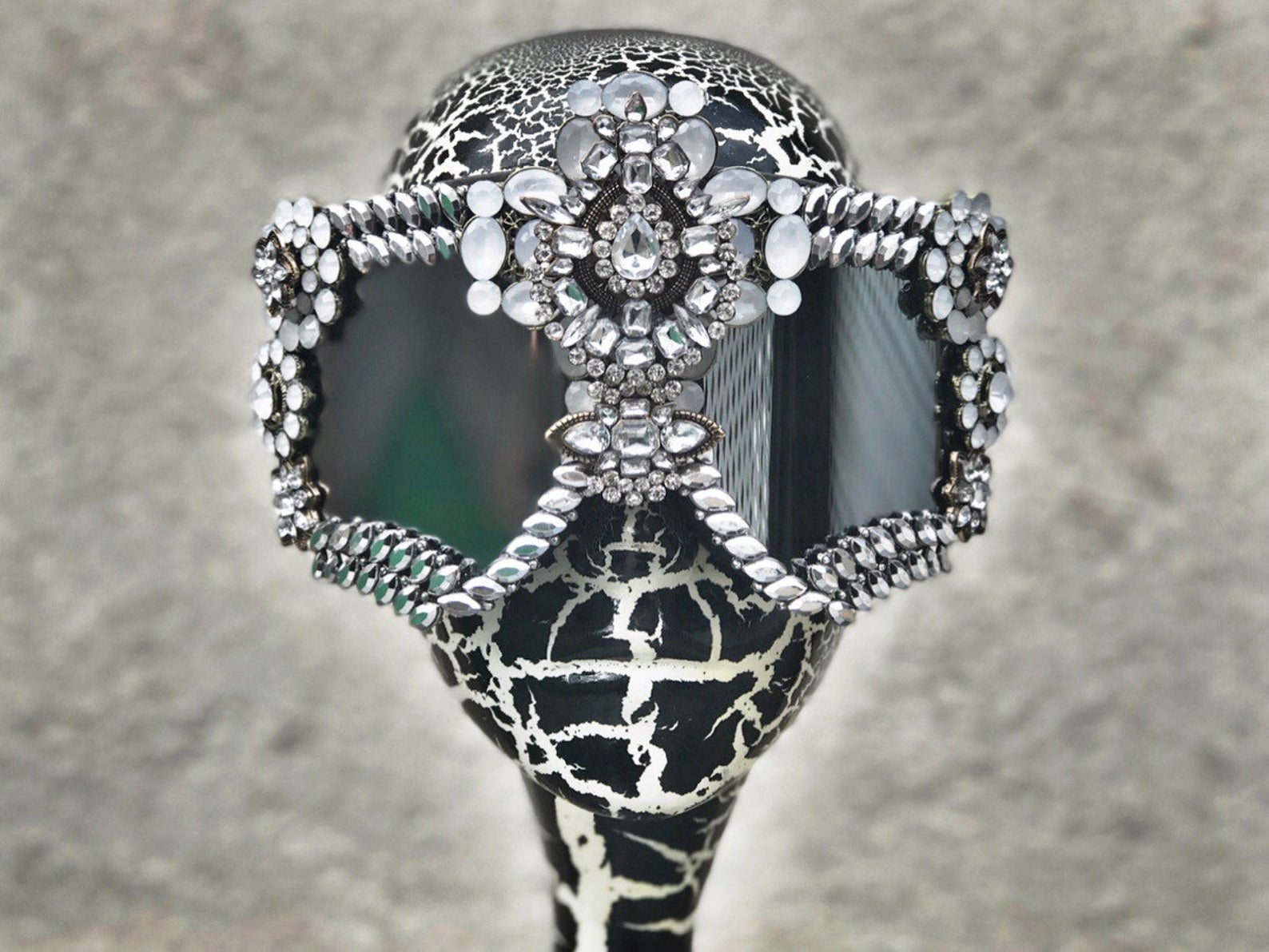 Xion in Silver White - Who Cares Why Not