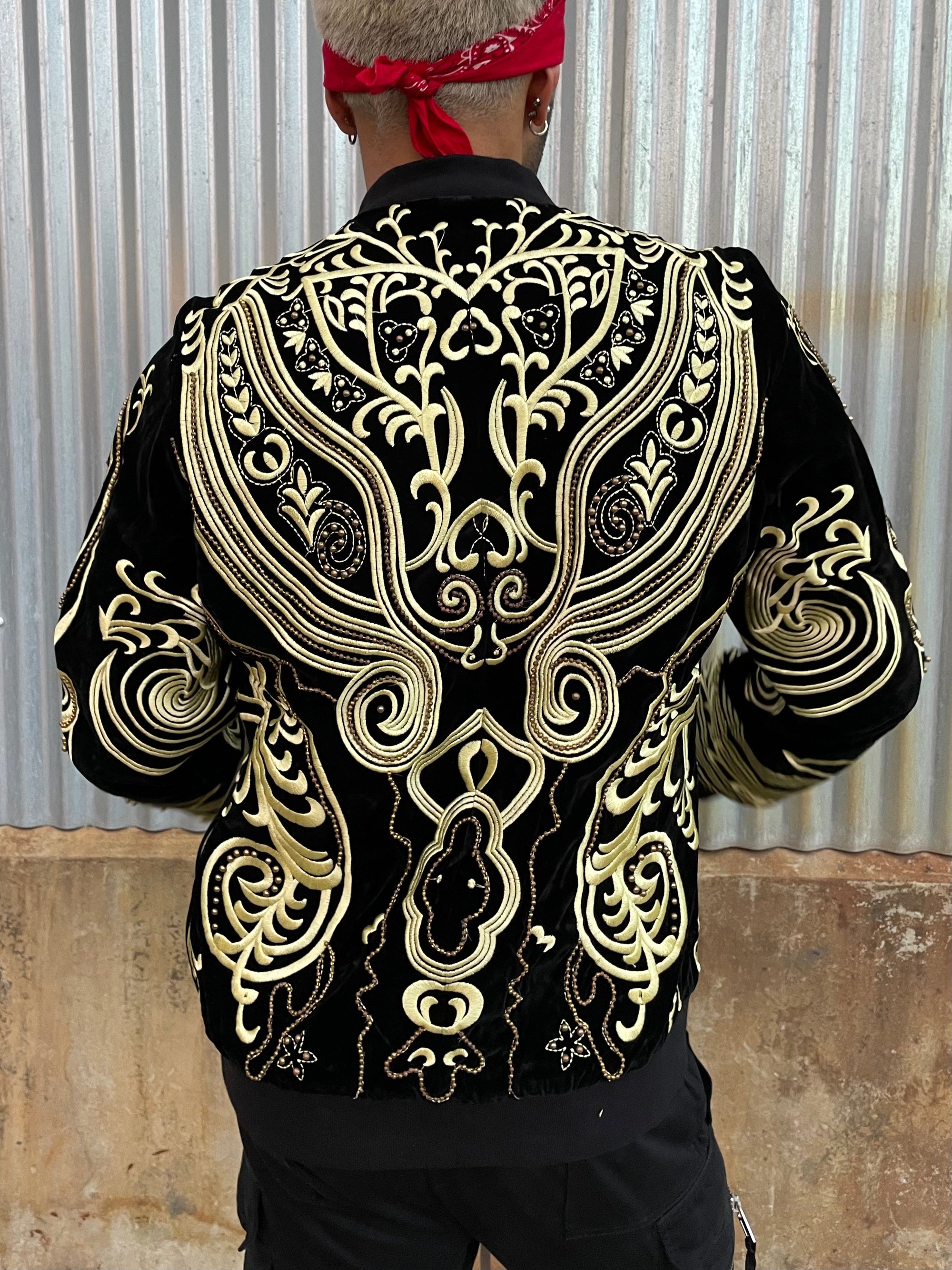 BAROQUE BOMBER in BLACK - Who Cares Why Not